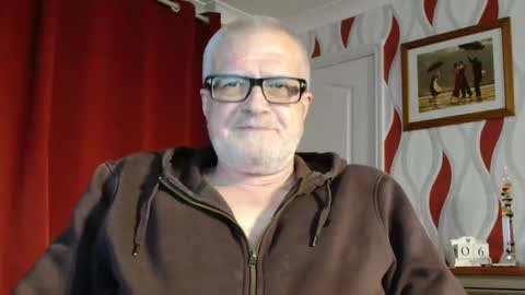 Brian ... online show from 05-06-26, 08:03