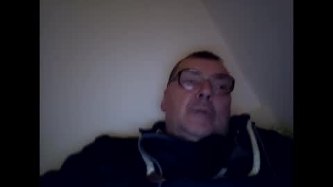 Snapshot of daddy91964 chatting on 12-06-24, 11:03 daddy91964 online show from 12-06-24, 11:03