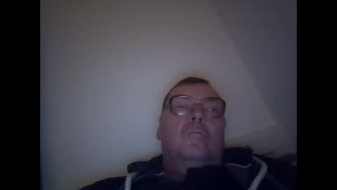 Snapshot of daddy91964 chatting on 12-23-24, 10:33 daddy91964 online show from 12-23-24, 10:33