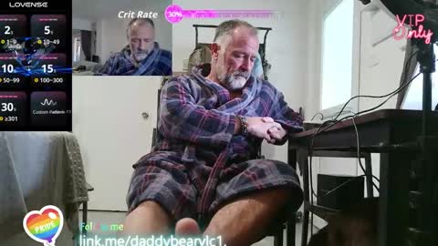 Snapshot of daddybearvlc chatting on 02-04-26, 02:01 DaddyBear online show from 02-04-26, 02:01