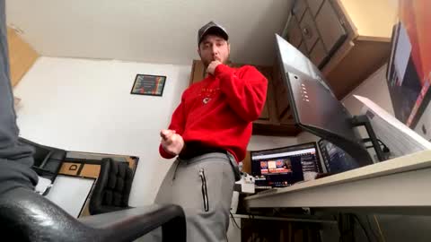 Snapshot of daddydic120402 chatting on 02-19-26, 04:25 daddydic120402 online show from 02-19-26, 04:25