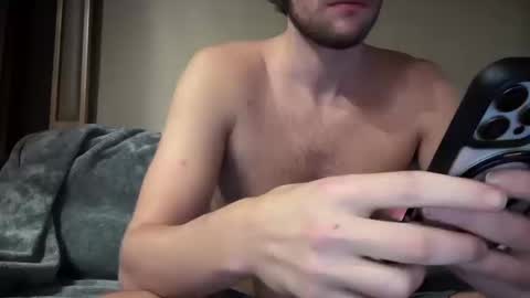 Snapshot of daddydoesit69 chatting on 10-11-25, 04:38 Leo online show from 10-11-25, 04:38