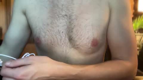 Snapshot of daddydoesit69 chatting on 10-21-25, 08:42 Leo online show from 10-21-25, 08:42