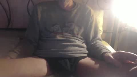 Snapshot of daddylove2017 chatting on 12-08-24, 02:30 alby online show from 12-08-24, 02:30