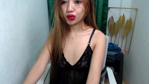 Snapshot of daddys_giirl69 chatting on 04-18-26, 03:38 daddys_giirl69 online show from 04-18-26, 03:38