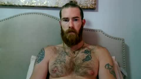 Snapshot of daddyunlocked chatting on 09-16-25, 01:01 daddyunlocked online show from 09-16-25, 01:01