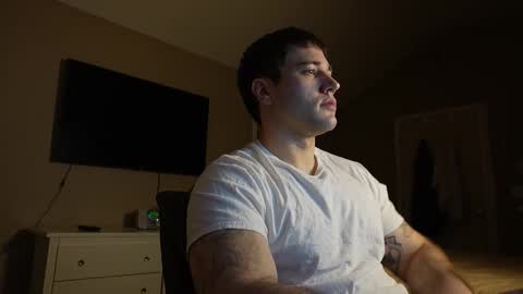 Snapshot of daddywassuppp4 chatting on 03-09-26, 10:25 Jon online show from 03-09-26, 10:25