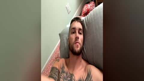 Snapshot of daddyyjus chatting on 06-17-26, 07:04 daddyyjus online show from 06-17-26, 07:04