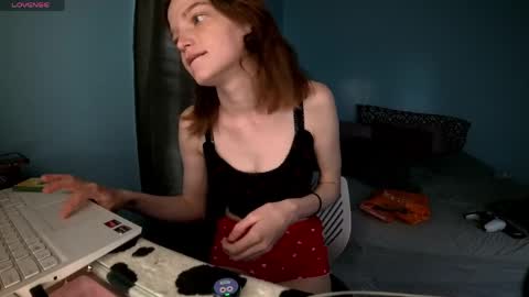 dadwouldbeproud1 online show from 04-13-26, 12:43