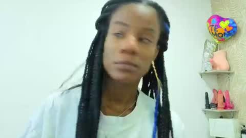 daffnelewis online show from 07-27-26, 11:06