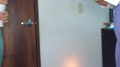 dafna and kris online show from 04-10-26, 11:53