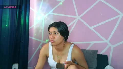 dafna and kris online show from 04-15-26, 05:31