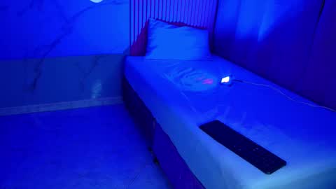 Dafne  online show from 03-14-26, 11:04