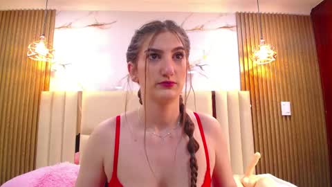 Dafne Castro online show from 05-18-26, 06:36