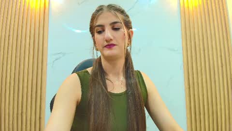 Dafne Castro online show from 06-26-26, 07:51
