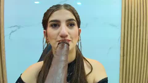 Dafne Castro online show from 07-27-26, 06:26