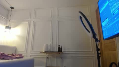 dafne_hillss online show from 02-09-26, 11:25