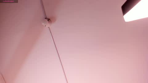 dafne_hillss online show from 04-27-26, 11:30