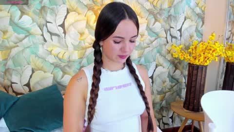 Snapshot of dafnevega chatting on 01-14-25, 08:04 Dafne online show from 01-14-25, 08:04