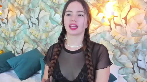 Snapshot of dafnevega chatting on 02-22-25, 07:58 Dafne online show from 02-22-25, 07:58