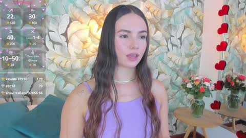 Snapshot of dafnevega chatting on 03-10-25, 10:45 Dafne online show from 03-10-25, 10:45