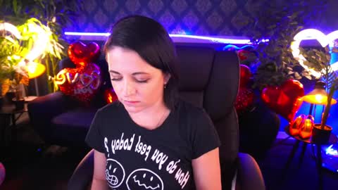 Dafni Mon online show from 02-06-25, 01:43