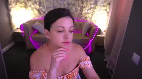 Dafni Mon online show from 06-29-26, 09:26