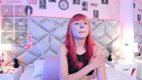 Dafnne online show from 10-10-25, 04:44