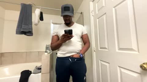 Snapshot of dafoxxx876 chatting on 12-16-25, 05:01 dafoxxx876 online show from 12-16-25, 05:01