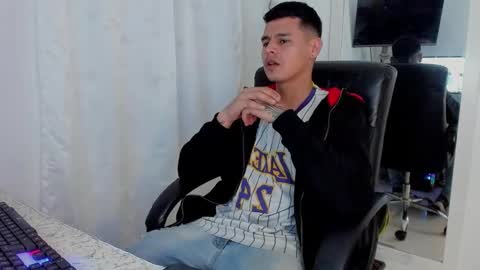 Snapshot of dage_19 chatting on 01-15-26, 06:51 my name is Jhon and I live in colombia online show from 01-15-26, 06:51