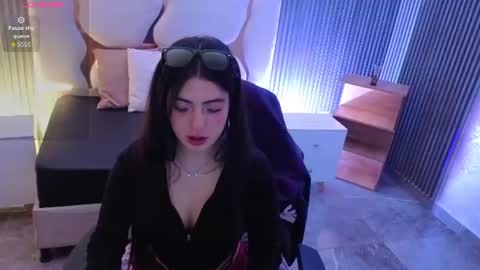 Snapshot of dahia_tay chatting on 06-21-26, 03:31 dahia online show from 06-21-26, 03:31