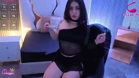 Snapshot of dahia_tay chatting on 06-25-26, 03:28 dahia online show from 06-25-26, 03:28