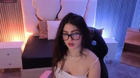 Snapshot of dahia_tay chatting on 06-29-26, 10:15 dahia online show from 06-29-26, 10:15