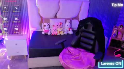Snapshot of dahia_tay chatting on 07-14-26, 03:55 dahia online show from 07-14-26, 03:55