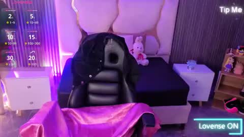 Snapshot of dahia_tay chatting on 07-15-26, 03:34 dahia online show from 07-15-26, 03:34