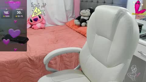 Snapshot of dahian_carter chatting on 12-05-24, 12:00 Dahian  online show from 12-05-24, 12:00