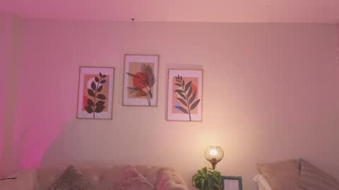 Snapshot of dahiana_walcott chatting on 05-27-26, 01:57 Dahiann Walcott online show from 05-27-26, 01:57