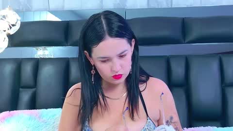 Dahiana online show from 10-21-25, 11:33