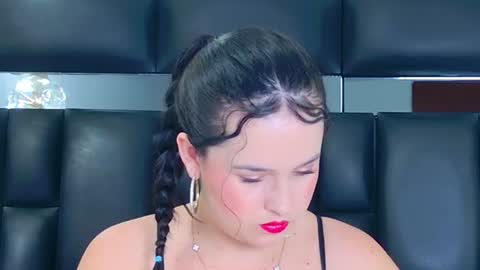 Snapshot of dahianamoss chatting on 06-17-26, 11:45 Dahiana online show from 06-17-26, 11:45