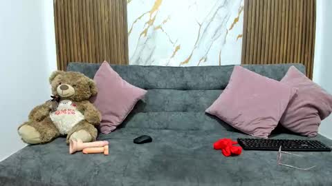 dahianaroa online show from 02-24-26, 12:47