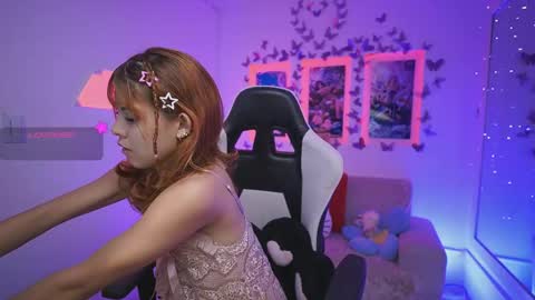 Dahlia Grey online show from 06-06-26, 11:37