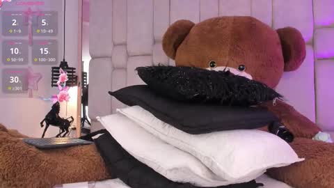 Daia Ortiz  online show from 11-25-25, 08:53