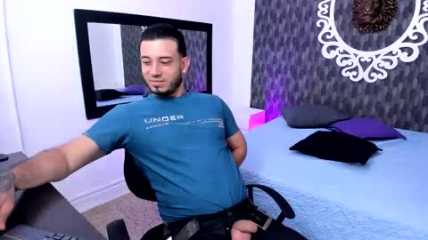 Snapshot of daiamon_clark chatting on 03-12-26, 08:15 Daiamond online show from 03-12-26, 08:15