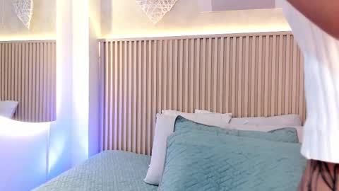 Daiana online show from 02-11-26, 07:41