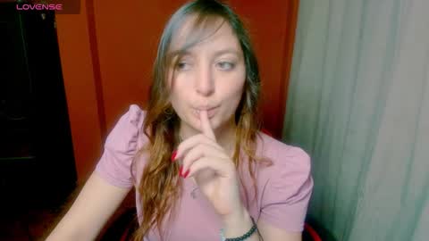 Snapshot of daiana_m chatting on 01-18-26, 11:52 Daiana online show from 01-18-26, 11:52