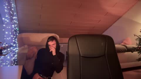 Snapshot of daimon_hall chatting on 01-09-25, 02:11 Daimon online show from 01-09-25, 02:11