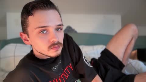 Snapshot of daimon_hall chatting on 01-25-25, 01:52 Daimon online show from 01-25-25, 01:52