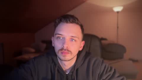 Snapshot of daimon_hall chatting on 02-08-25, 12:06 Daimon online show from 02-08-25, 12:06