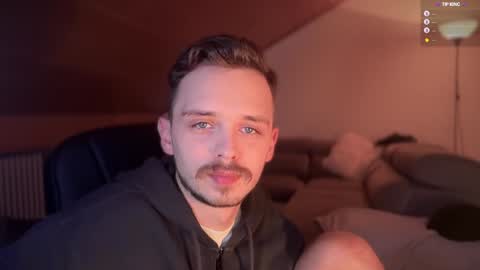 Snapshot of daimon_hall chatting on 02-08-25, 03:08 Daimon online show from 02-08-25, 03:08