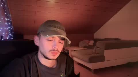 Snapshot of daimon_hall chatting on 02-16-25, 02:53 Daimon online show from 02-16-25, 02:53